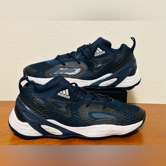 [GW3402] Mens Adidas Exhibit A Size 13.5 - Picture 2 of 9